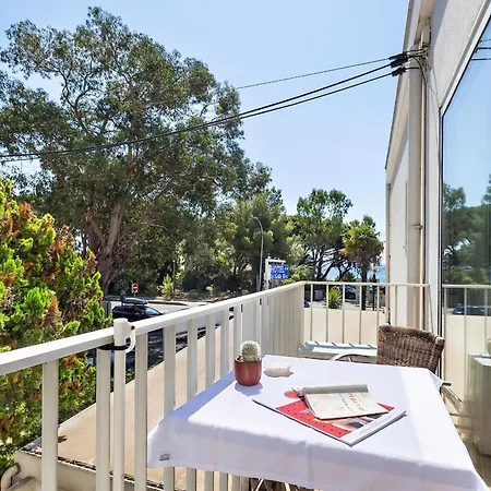 Le Golfe Bleu 2* Cavalaire-sur-Mer