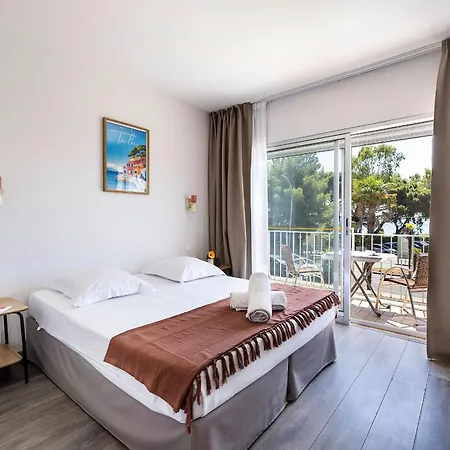 Hotel Le Golfe Bleu 2*