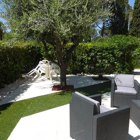 Le Golfe Bleu 酒店 2*