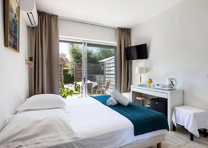 Le Golfe Bleu 2* Cavalaire-sur-Mer