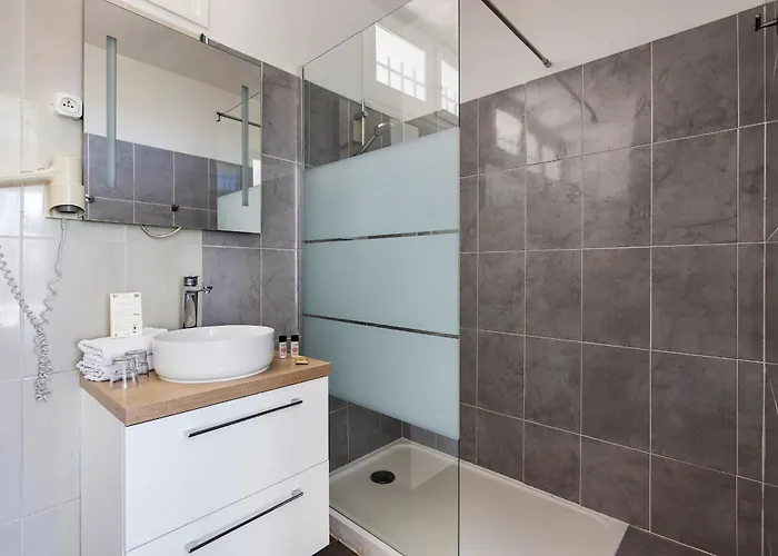 Hotel Le Golfe Bleu 2*